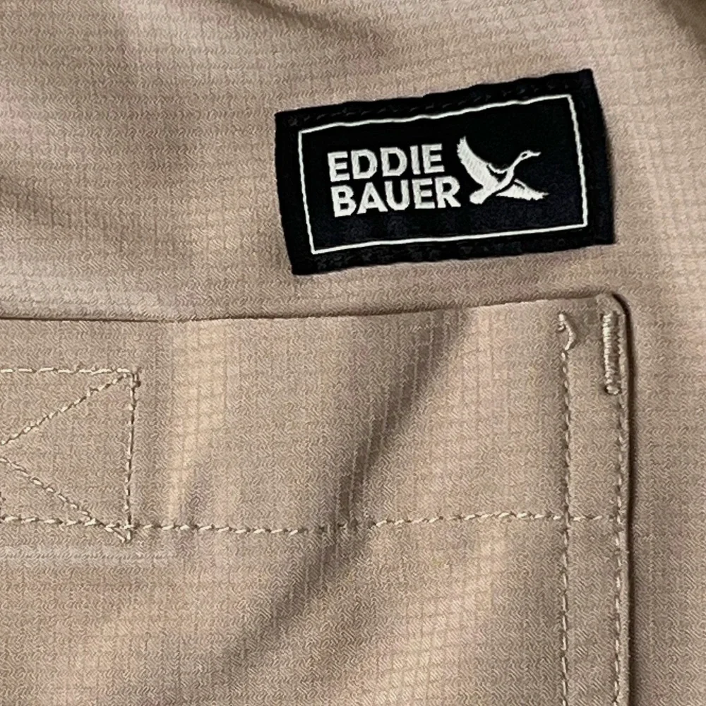 Eddie Bauer Mens‎ Tech Shorts XXL Khaki Flex Waist Four-Way Stretch UPF-30 Golf
